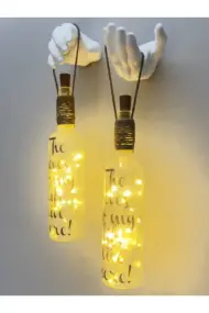 El Heykel Dekorlu Buzlu Cam Şarap Şişesi Pilli Tıpa Peri Led Işıklı Aplik 2'li Set, duvar dekoru - Görsel 4