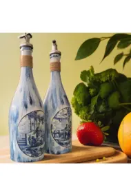 Beyaz Sunum Stantlı Çini Desenli Mavi Japon İzleri Şarap Şişesi Yağdanlık Seti Mutfak Dekoru - Görsel 4