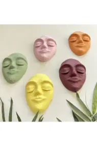 El Yapımı Duvar Maskları 5'li Set, Canlı Renklerle Boyalı Sakin Yüz Maskeleri, Duvar Dekor Objesi - Görsel 5