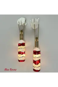 El Yapımı Beyaz Erkek El Heykeli Dekorlu Kırmızı Beyaz Vitray Şarap Şişesi 2'li Aplik Set - Görsel 2