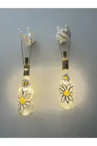 Kadın Eli Heykeli Dekorlu Peri LED Işıklı Papatya Desenli Vitray Boyama Şampanya Şişesi Aplik Set - Görsel 2