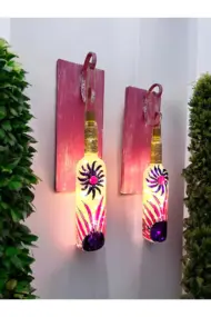 Peri Led Aydınlatmalı Pembe Ahşap Dekorlu, Vitray El Boyama Kırçiçeği Şarap Şişesi Aplik 2'li Set