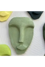 El Yapımı Taş Heykel Soyut Yüz Maske 5'li Set, Modern Yeşil Renkli Soyut Duvar Dekoru - Görsel 8