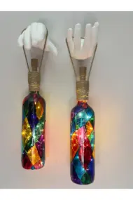 Beyaz Renkli Erkek Eli Heykeli Ve Tıpa Peri Led Işıklı Vitray Cam Şarap Şişesi Aplik 2'li Set - Görsel 3