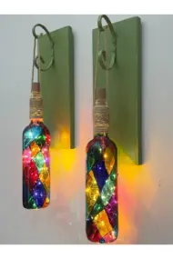 Yeşil Renkli Ahşap Ve Ferforje Dekorlu Peri Led Işıklı Vitray Cam Şarap Şişesi Duvar Aplik 2'li Set - Görsel 2