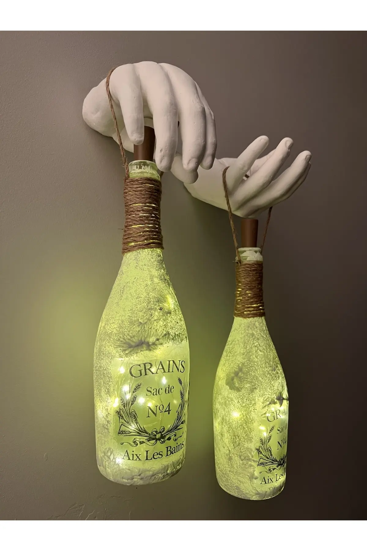 449013412356897-img-1_org_zoom El Yapımı Heykel El Dekorlu Led Işıklı Buzlu Cam Şampanya Şişesi Aplik 2'li Set - Görsel 1