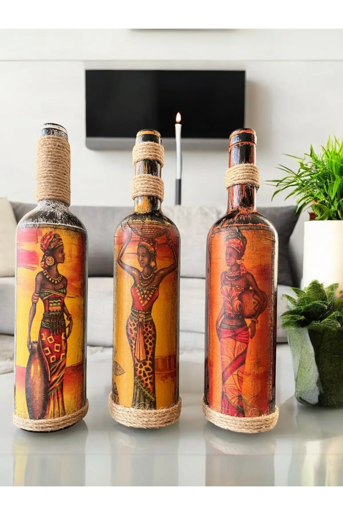 645812471512-img-1_org_zoom El Yapımı Afrika Kabilesi Kadın Figürlü Dekoratif Şarap Şişeleri 3'lü Set - Görsel 1