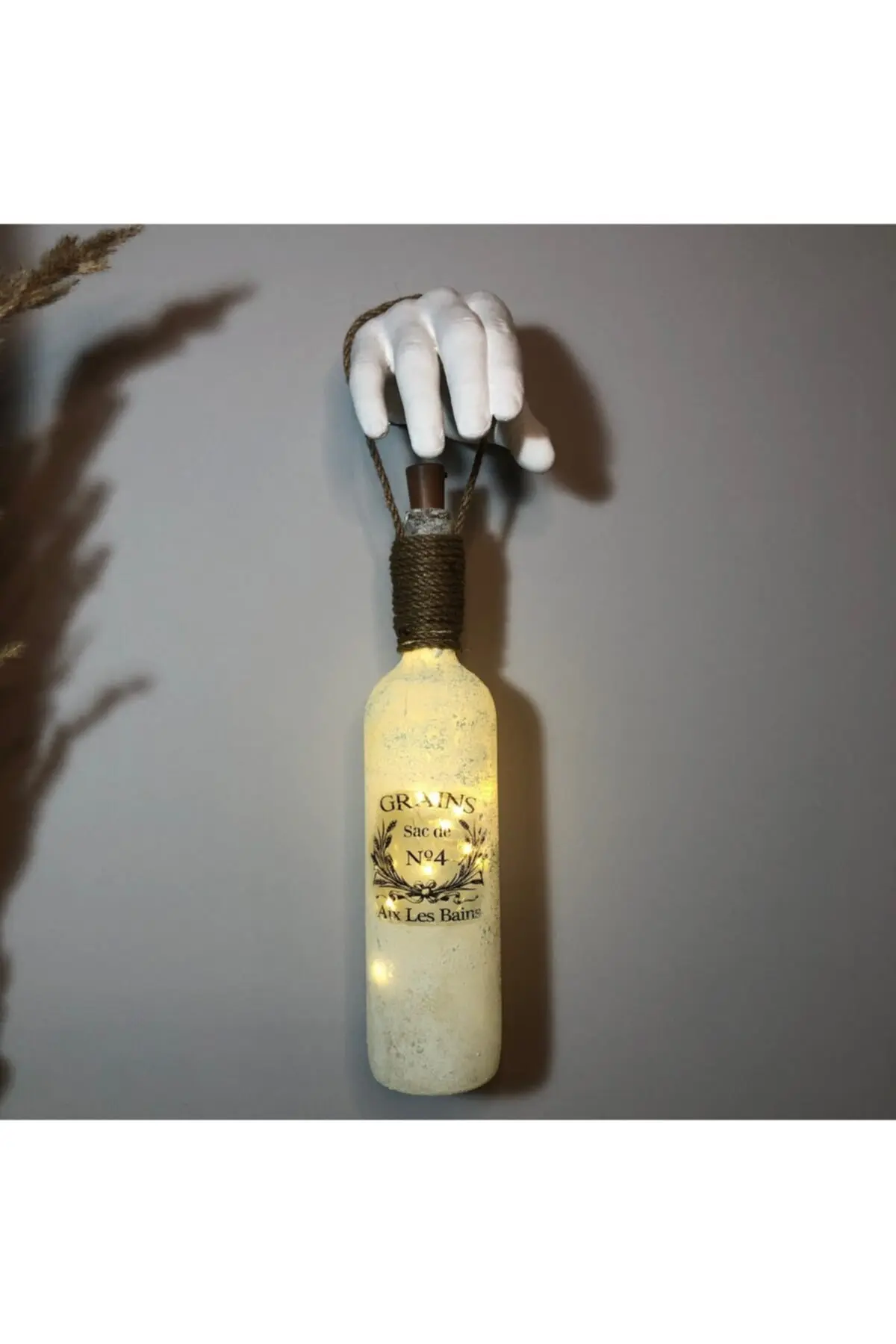 7590134190137-img-1_org_zoom El Yapımı Heykel El Dekorlu Led Işıklı Buzlu Cam Şarap Şişesi Aplik - Görsel 1