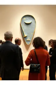 Taş Heykel Duvar Maskesi, El Yapımı Soyut Yarı Yüz Dekoru, Ev ve Ofis İçin Benzersiz Ev Hediyesi - Görsel 4