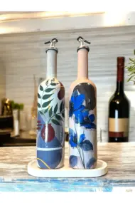 El yapımı Mavi Çiçekli Kız Desenli Sunum Stantlı 75 ml Zeytinyağı Sıvıyağ Şişesi Yağdanlık 2 li set - Görsel 2