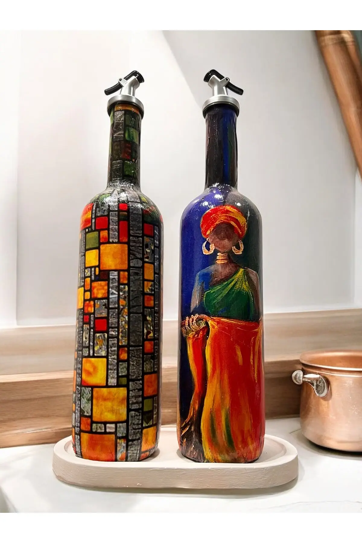 42735675ac5354dbd1-img-1_org_zoom Afro Kadın ve Mozaik Desenli Özel Tasarım Yağdanlık-Sirkelik Sosluk Seti- Ev ve Mutfak Dekor - Görsel 1