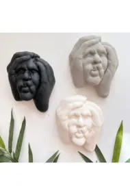 Ellerle Sıkılmış Renkli İnsan Yüzü Dekoratif Duvar Heykeli 3 lü Set Biblo Obje Ev Dekorasyon