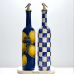 750 ML El Yapımı Mavi Limon ve Dama Desenli 2’li Cam Yağdanlık Seti – Gold Başlıklı Dekoratif Tarz