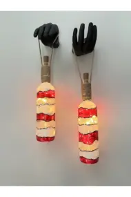 Heykel El Dekorlu Led Işıklı Kırmızı Vitray Cam Şarap Şişesi Aplik 2'li Set Cafe Bahçe Ev Dekoru - Görsel 2