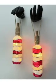 Heykel El Dekorlu Led Işıklı Kırmızı Vitray Cam Şarap Şişesi Aplik 2'li Set Cafe Bahçe Ev Dekoru - Görsel 3