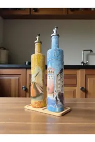 750 ml El Boyaması Cam Yağdanlık Seti – İstanbul Serisi | Mevlana & Galata Kulesi | Ahşap Standlı - Görsel 5