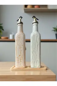 El Boyaması Cam Yağdanlık Şişe Seti – Ayçiçeği & Üzüm Kabartmalı | Çatlatma Efektli | Ahşap Standlı - Görsel 7