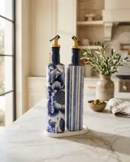 750 ml Büyük Boy El Yapımı Cam Yağdanlık Sirkelik 2'li Set – Çiçek Desenli ve Çizgili Dekoratif Zeytinyağı Şişesi – Modern Mutfak Aksesuarı - Görsel 8
